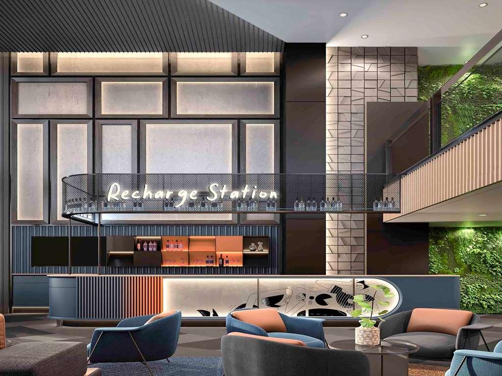 Ibis Surabaya Tidar Hotel Étterem fotó